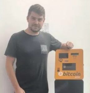 Gibraltar Obtém Primeiro Bitcoin ATM Enquanto Trabalha no Regulamento Cryptocurrency