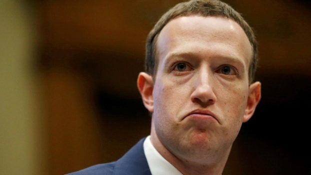 mark zuckerberg com cara de triste