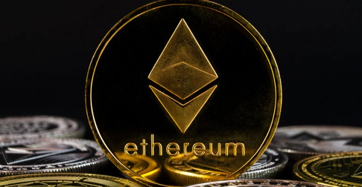 Ethereum (ETH) pode recuperar US$ 2.500, já que os indicadores momentum permanecem positivos